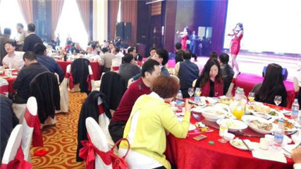 北京婚禮慶典演出公司——找飛月，開啟您獨一無二的慶典盛宴